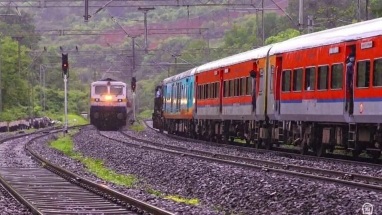 Indian Railway News पैसे न हों तो भी मिलेगा रेलवे टिकट,