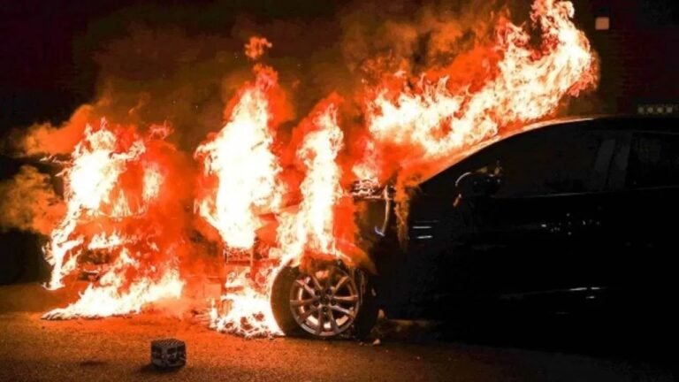 Car Fire 5 Causes: गर्मी का मौसम और कार में आग लगने का खतरा!