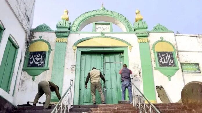 संभल जामा मस्जिद सर्वे: मुस्लिम पक्ष को हाई कोर्ट से झटका, सर्वे जारी रहेगा